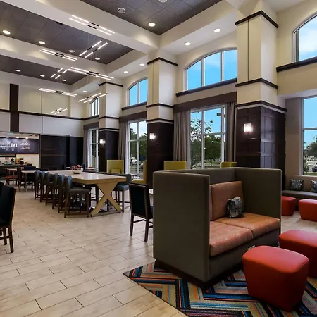 Hampton Inn & Suites Wilmington Christiana-2