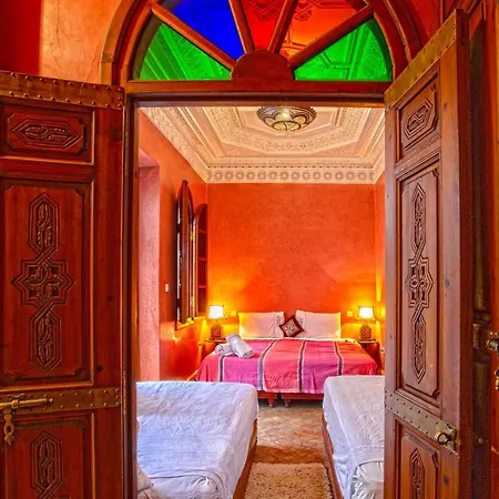 Riad Lakhdar-2