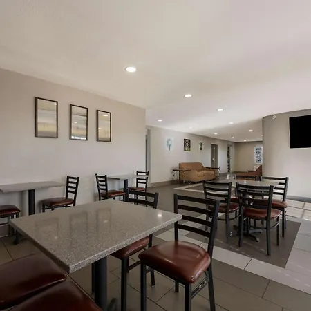 Quality Inn University Area-3