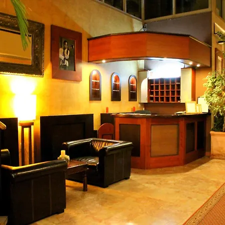 Enjoy Inn-3