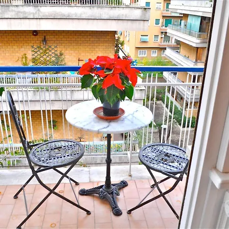 Aurelia 429 Fine Town House-3