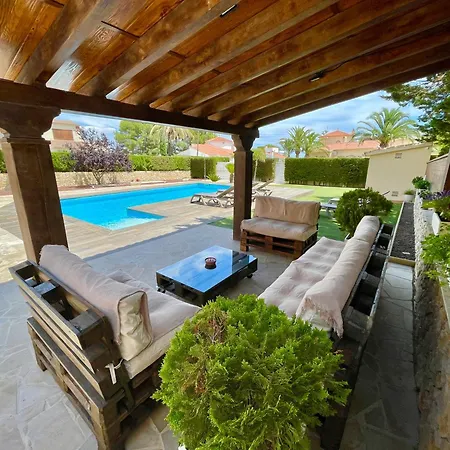 Villa Caleta-2