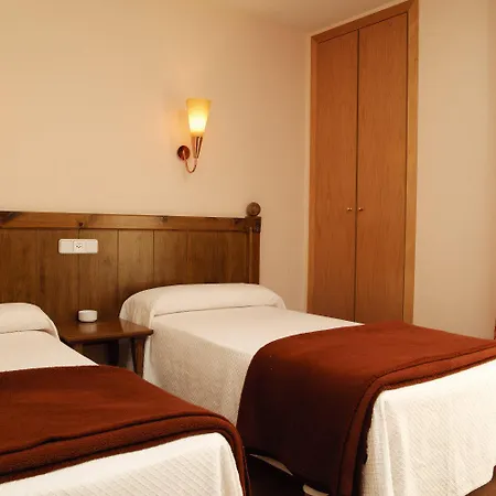 Hotel Pirineos-3