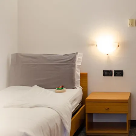 Flos Hotel-3