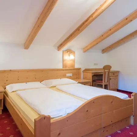 Hotel Kaserhof-3