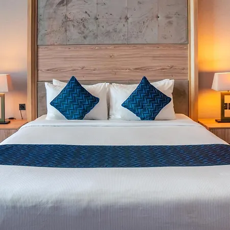 Azana Suites Hotel Antasari-2