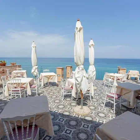 Hotel Terrazzo Sul Mare-3