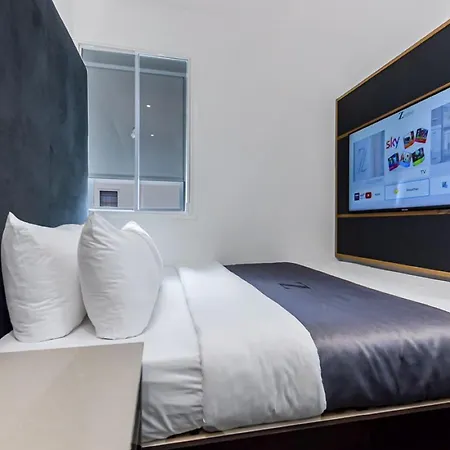The Z Hotel Trafalgar-2