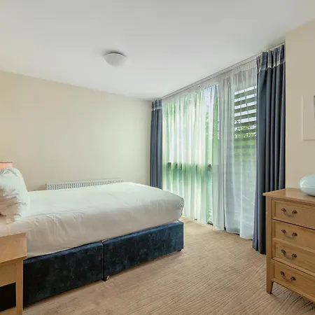 Princes Street Suites-3