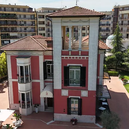 Villa Pallotta Luxury B&B-2