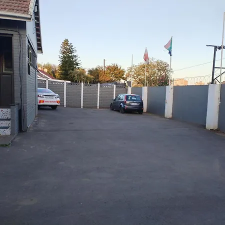 Royal Guest House & And Lodge-3