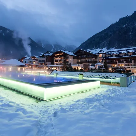 Stock Resort-3