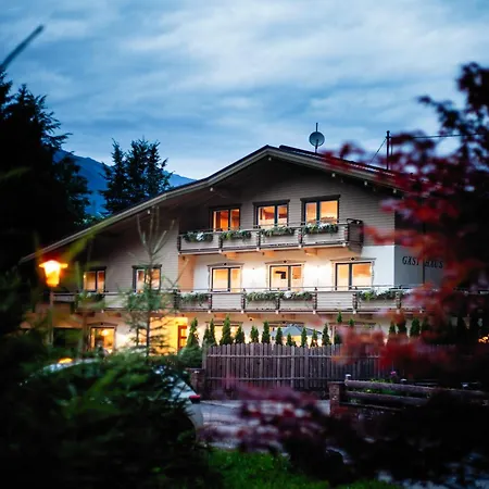 Pinetree Lodge Mayrhofen-3