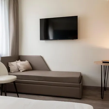 Hotel Plaza-3