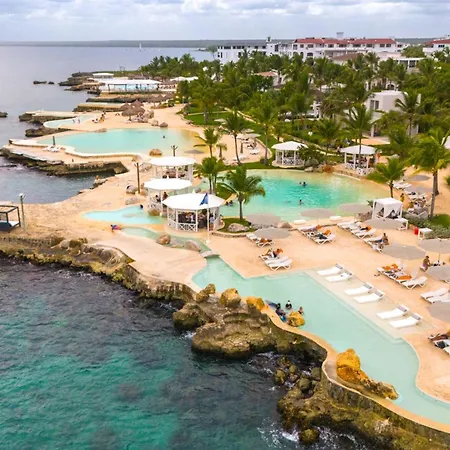 Tracadero Beach Club & Holidays Rentals-2