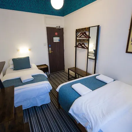 St Athans Hotel-2