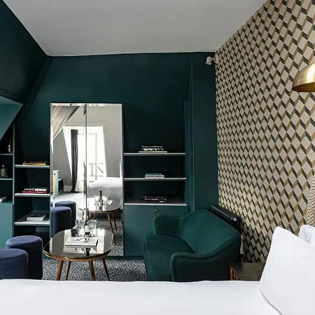 Grand Pigalle Experimental-3