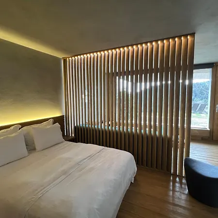 Escapade Luxury Residences-3
