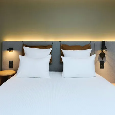 Moxy Annecy-3