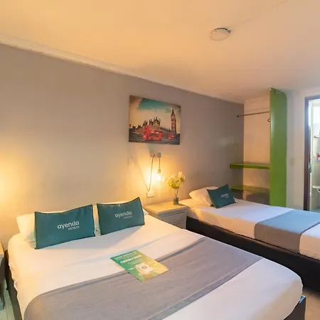 Hotel Elegant Suite-2