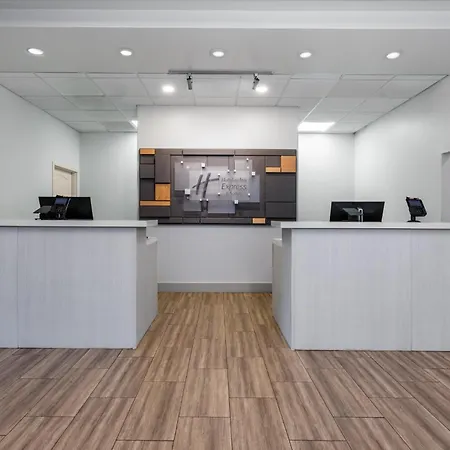 Holiday Inn Express-International Drive By Ihg-2