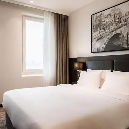 Radisson Hotel&Suites Amsterdam South-2