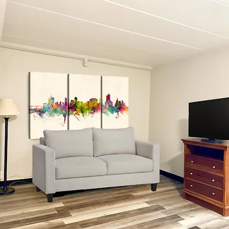 Tulsa Square Hotel Central, I-44 By Oyo-2
