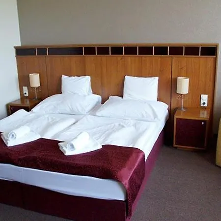 Om Tandoori Hotel-3