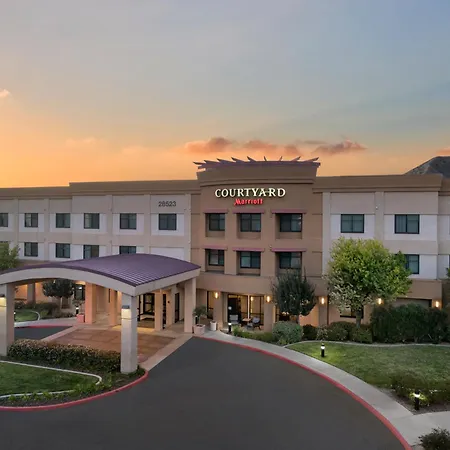 Courtyard By Marriott Santa Clarita Valencia-2