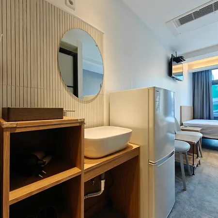 L Hostel-3