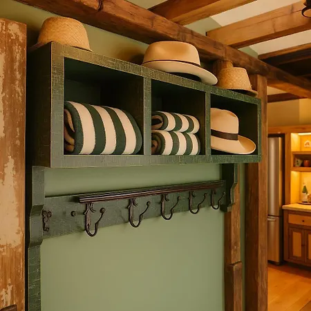 Magical Post And Beam Loft Downtown Newport!-2