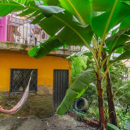 Casa Verde Hospedaje-3