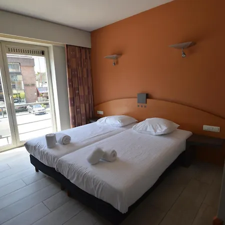 Sleep & Go Brussels Expo Hotel-2