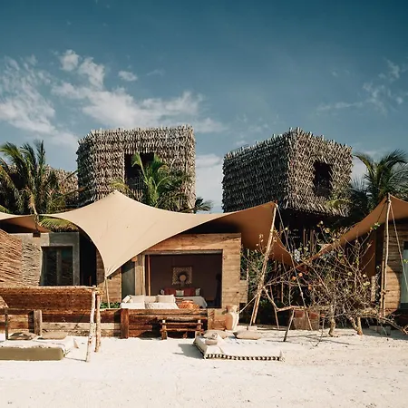 Nomade Temple Holbox-2