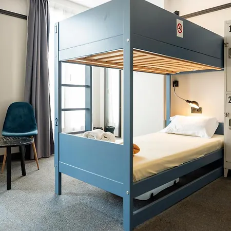 Hotel Sub-2