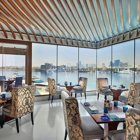 Sheraton Dubai Creek Hotel & Towers-3