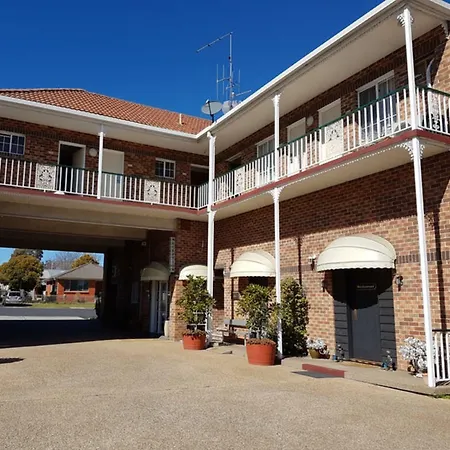 Golden Age Motor Inn-2