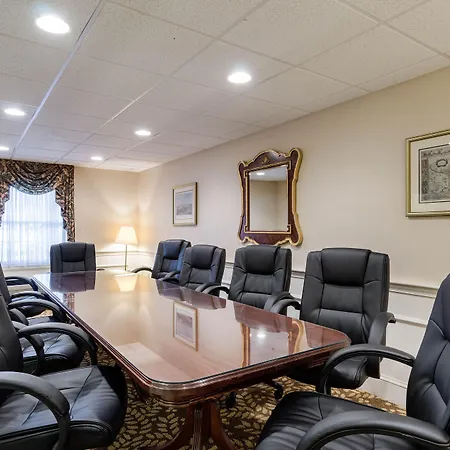 Comfort Inn Auburn-Worcester-3