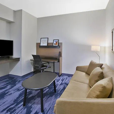 Fairfield Inn & Suites By Marriott Milwaukee Downtown-2