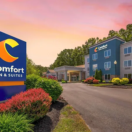 Comfort Inn & Suites Saratoga Springs-3