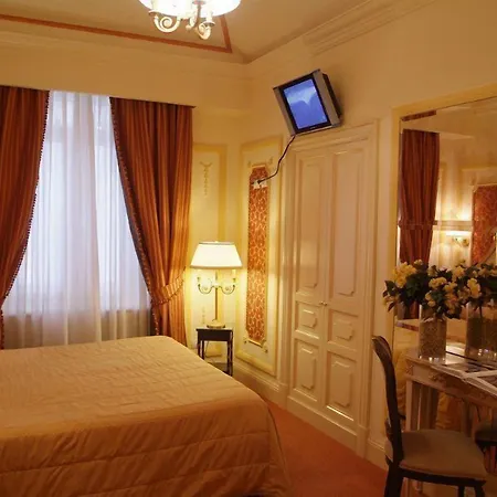 Hotel Champagne Palace-3