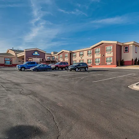 Days Inn By Wyndham Manitou Springs-3