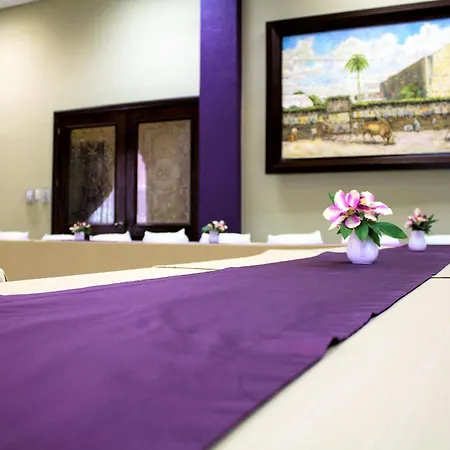 Hotel Plaza Campeche-3