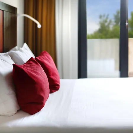 Hotel Holiday La Marca-3