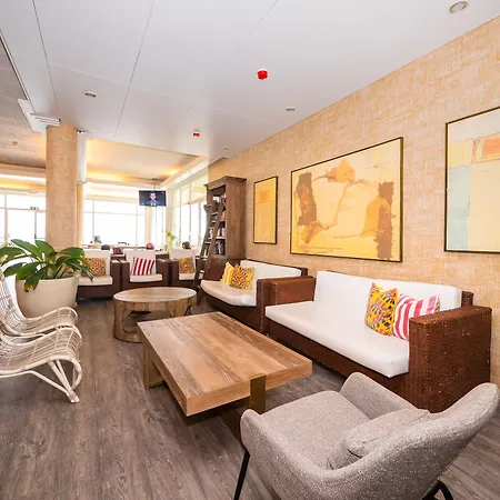 Vila Baleira Suites-3