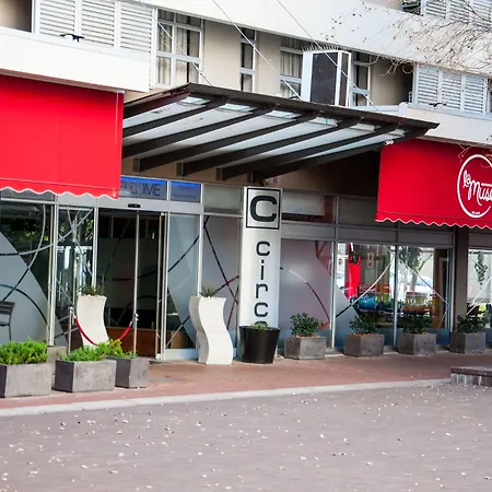 The Luxury Hotel-3