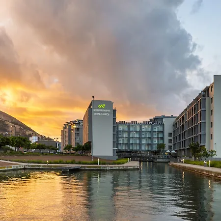 Aha Harbour Bridge Hotel & Suites-2