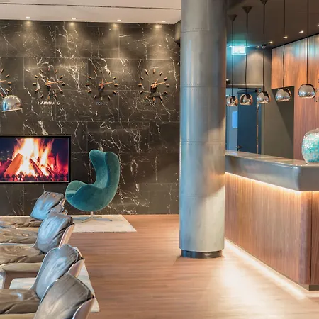 Motel One Hamburg-Airport-3