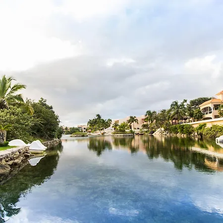 Coral Maya Stay Suites-2