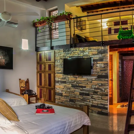 Casa De Leda, A Kali Hotel-2